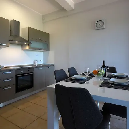 Galboka Apartament *